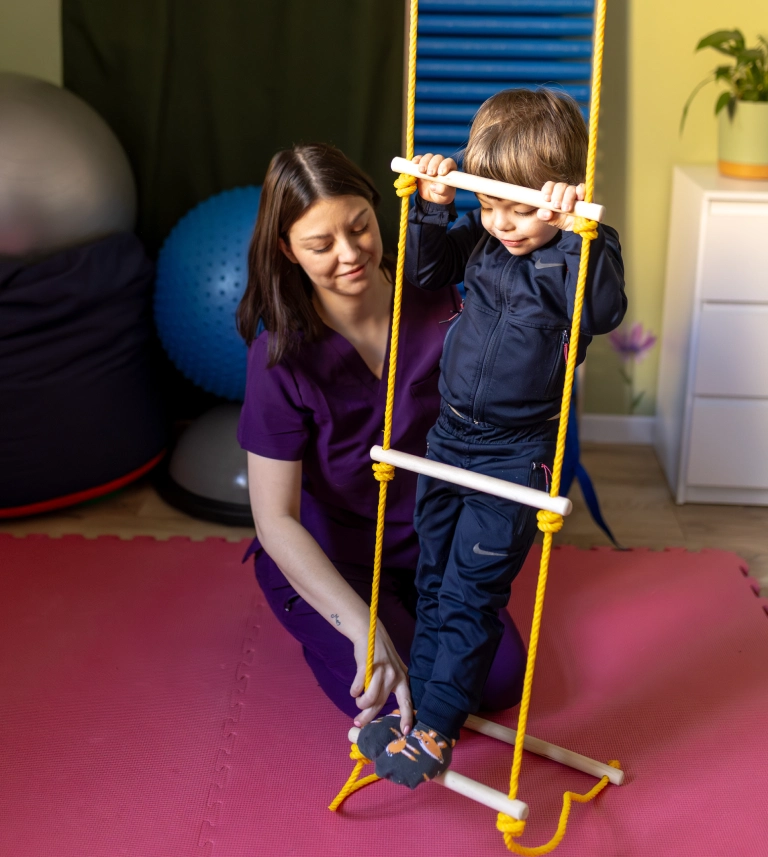 dziecko na&nbsp;drabince